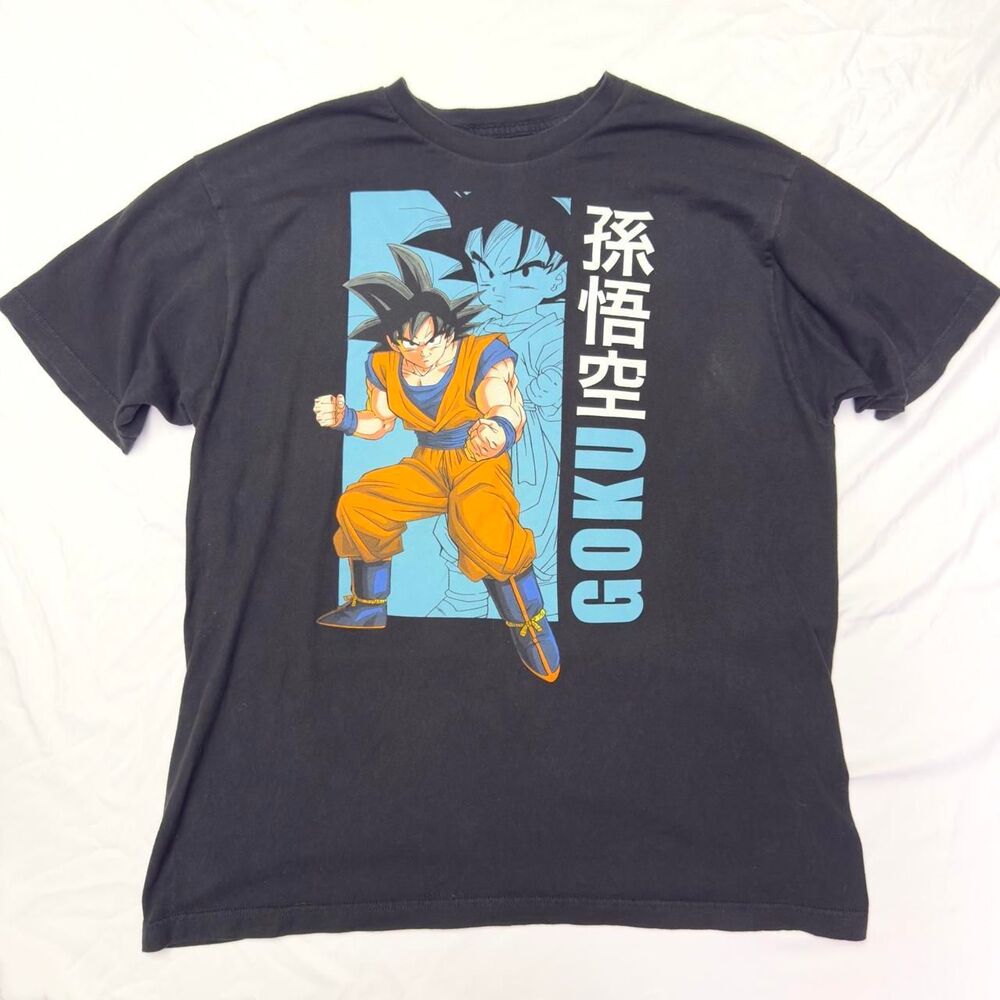 Dragon-ball-z Men's Black and Orange T-shirt